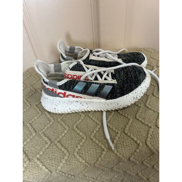 Adidas boys 3 1/2 running sneakers - Picture 1 of 5